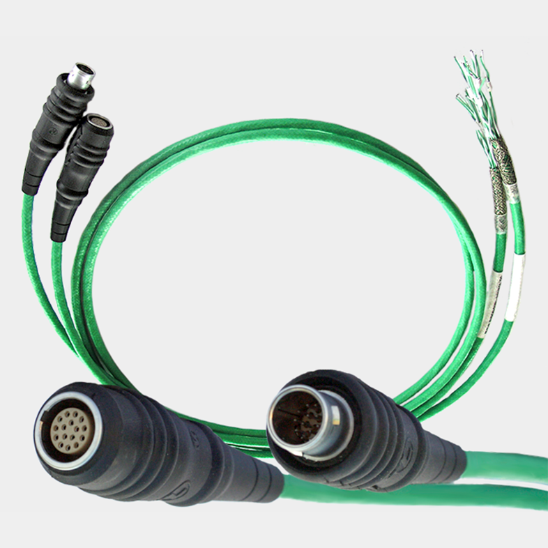 Individuelle Kabel­konfektionierung z.B. Lemo-Anschluss- bzw. Verlängerungsleitung